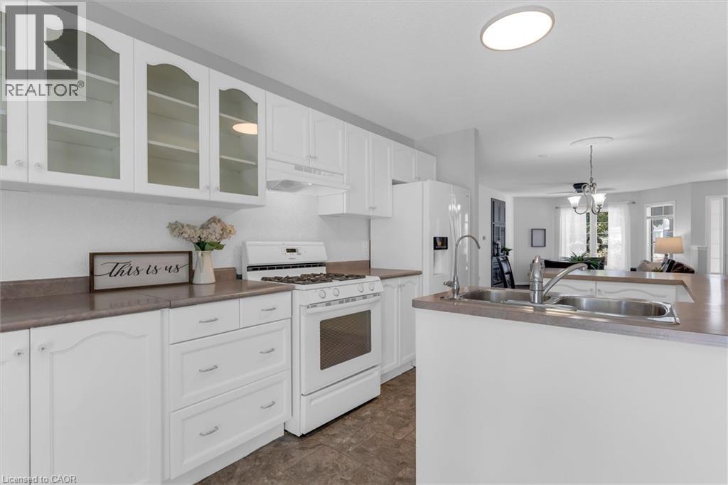 7 Aspen Lane Property Photo 13