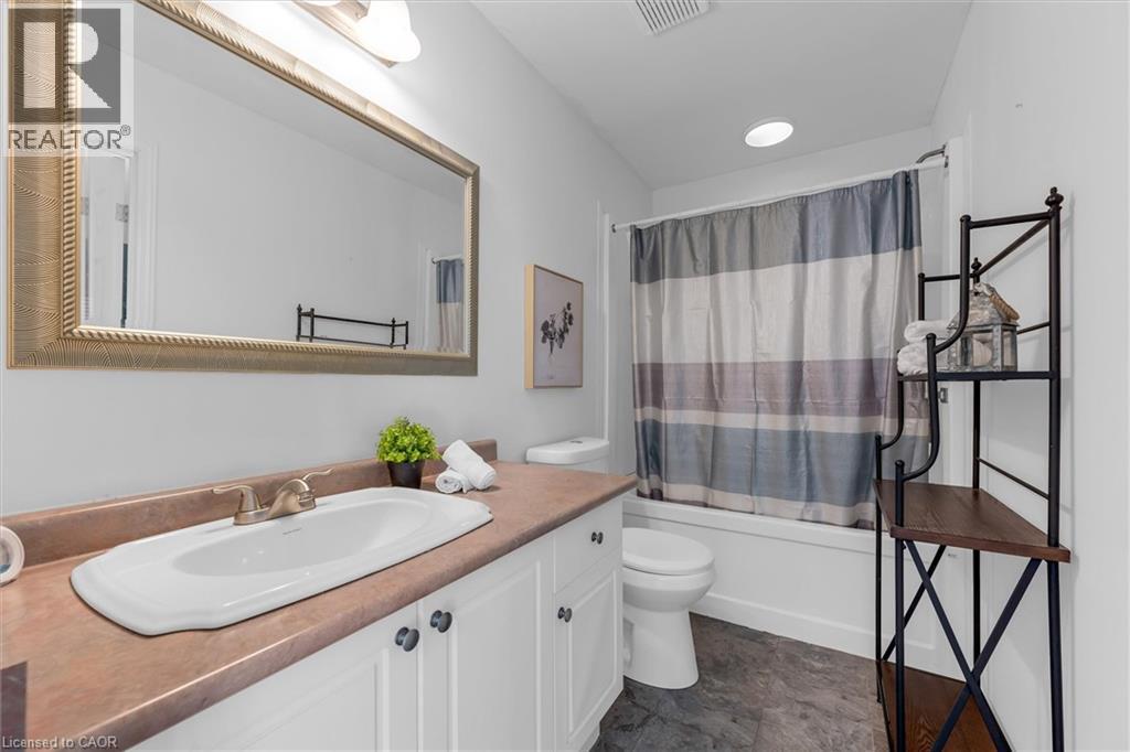 7 Aspen Lane Property Photo 18
