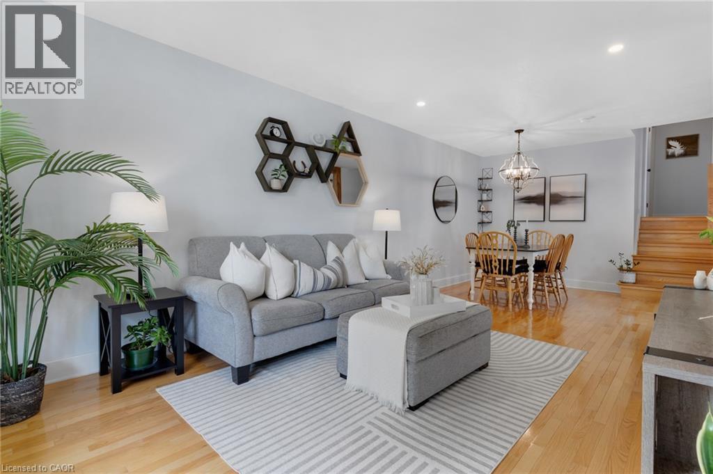477 Kingscourt Drive Unit# B Property Photo 1