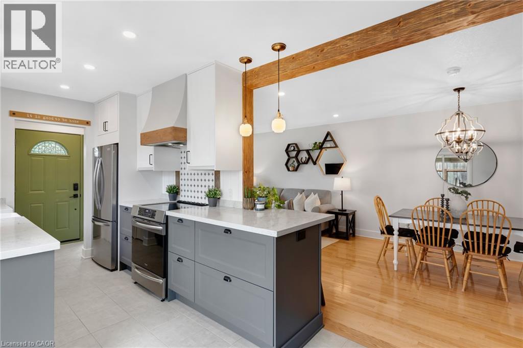 477 Kingscourt Drive Unit# B Property Photo 13