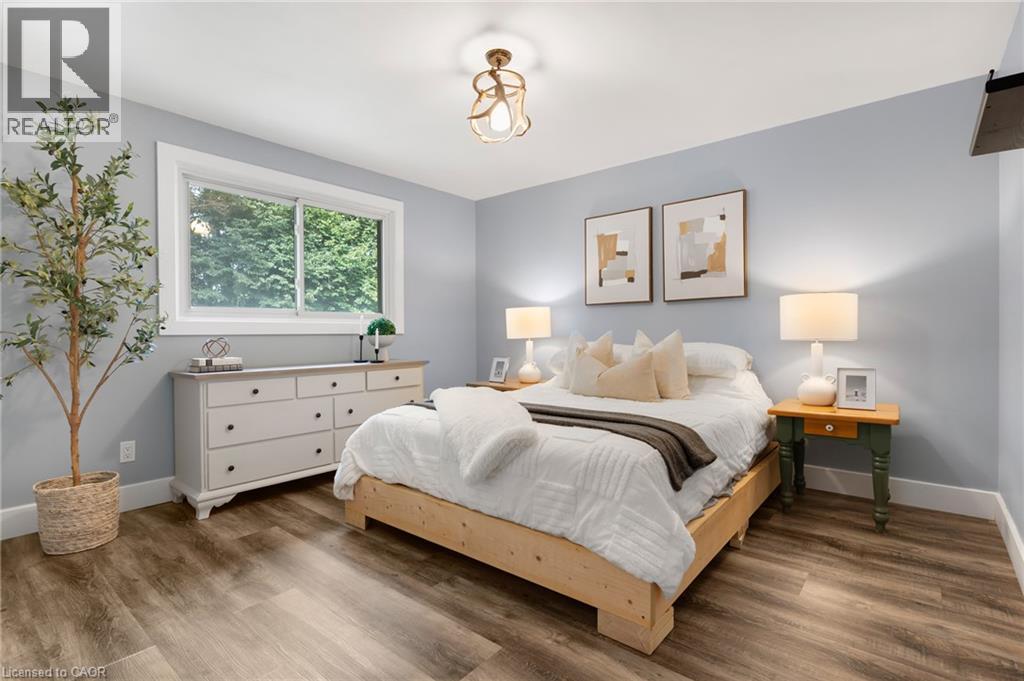 477 Kingscourt Drive Unit# B Property Photo 25