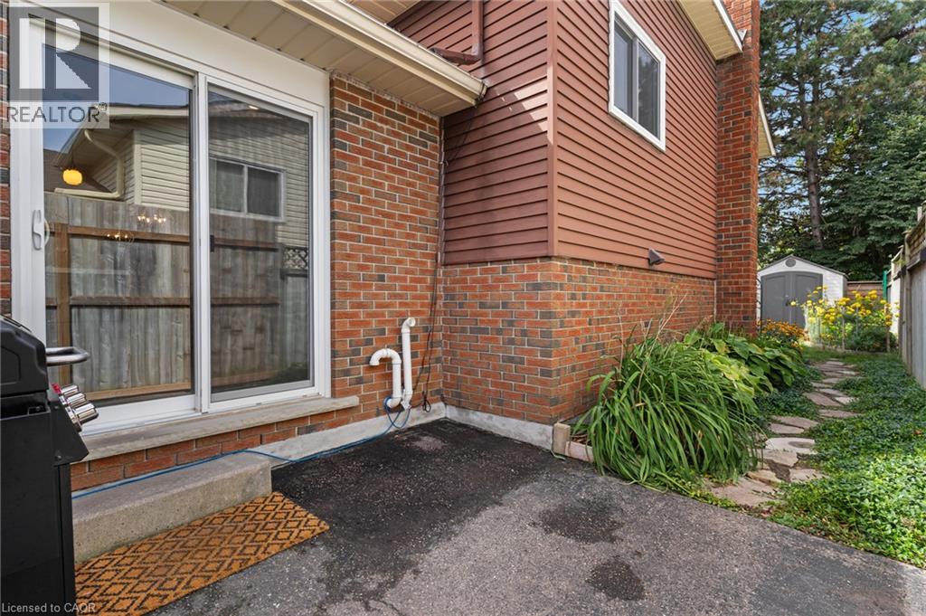 477 Kingscourt Drive Unit# B Property Photo 36