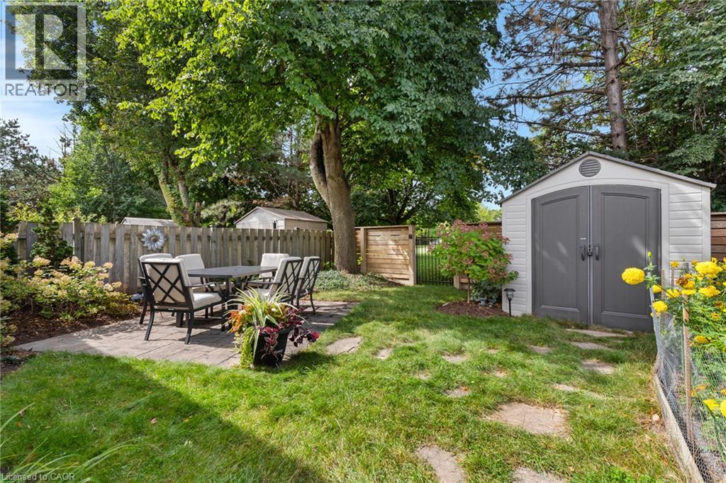 477 Kingscourt Drive Unit# B Property Photo 37