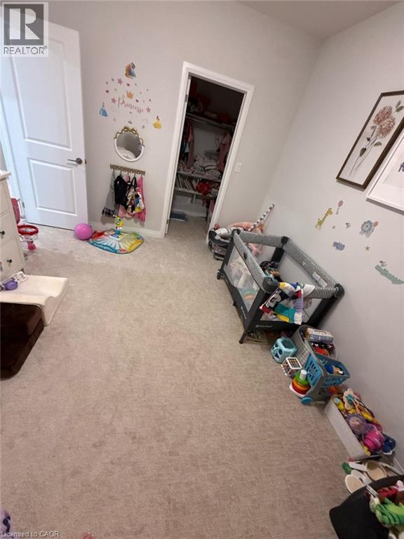 98 E Acacia Road Unit# Basement Property Photo 5