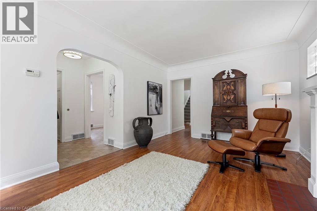 25 Mccall Street Property Photo 10