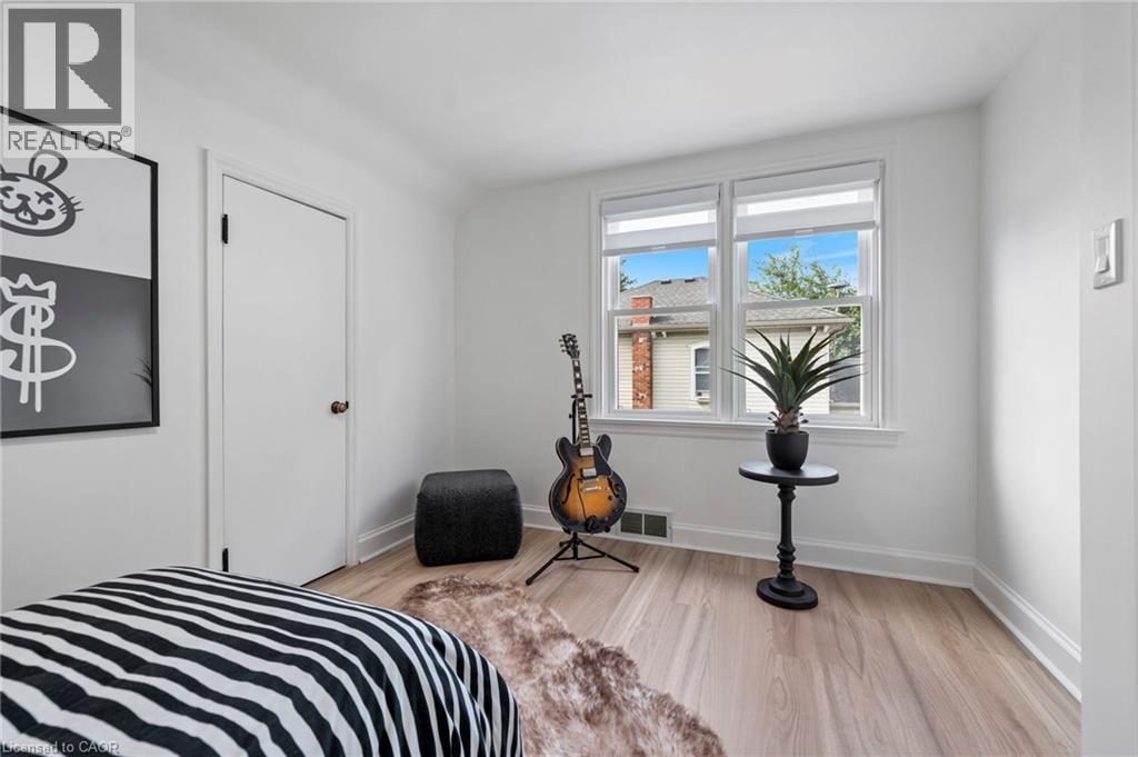 25 Mccall Street Property Photo 15