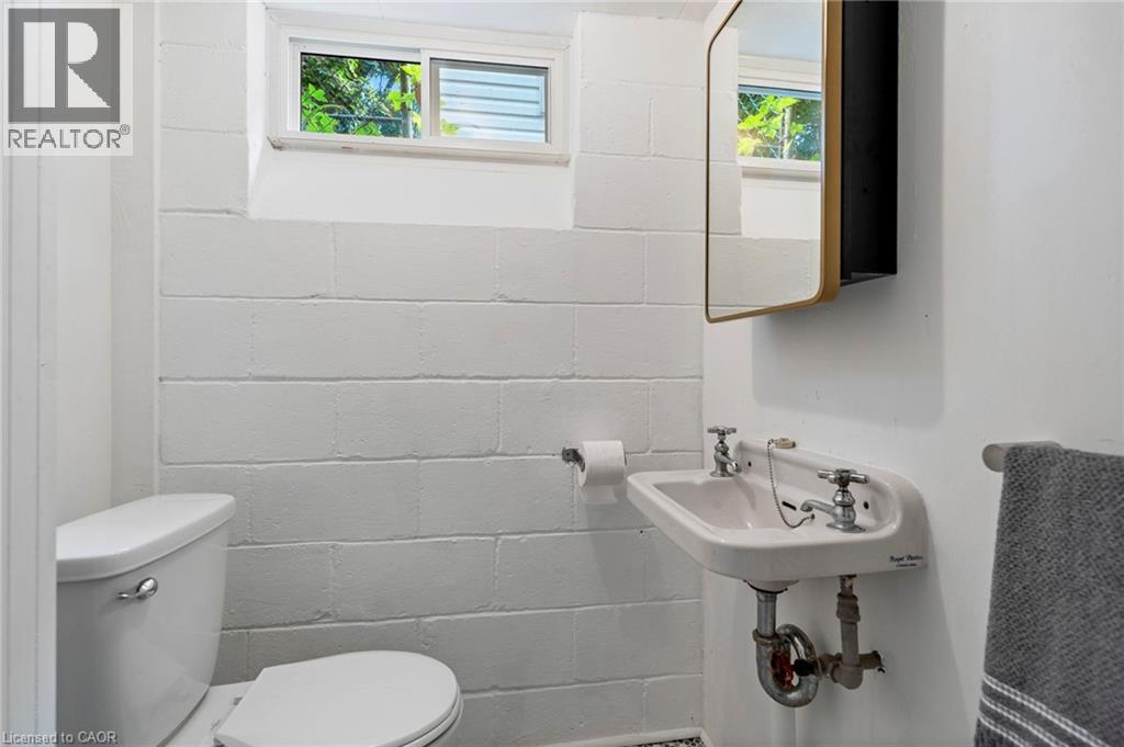 25 Mccall Street Property Photo 18