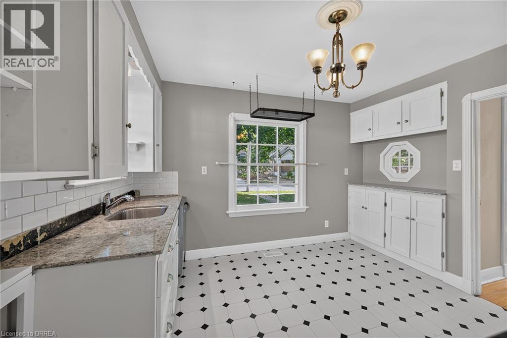 39 Balmoral Avenue Property Photo 15