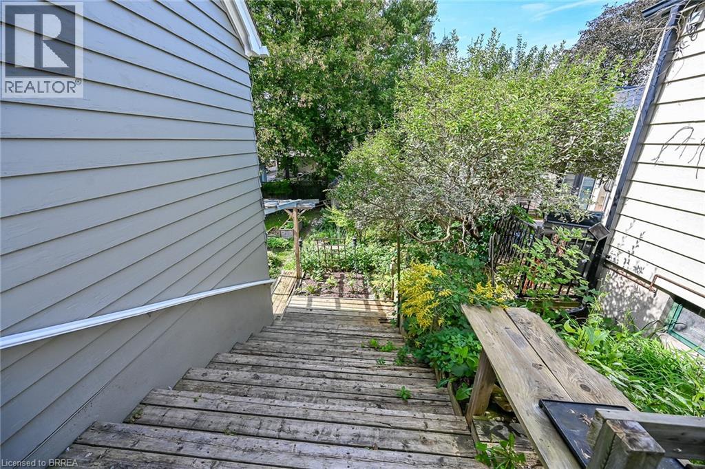 39 Balmoral Avenue Property Photo 33