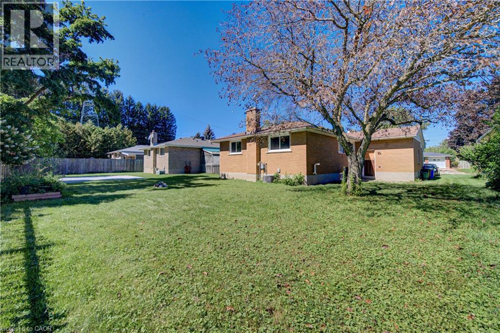 221 Devon Street Property Photo 30