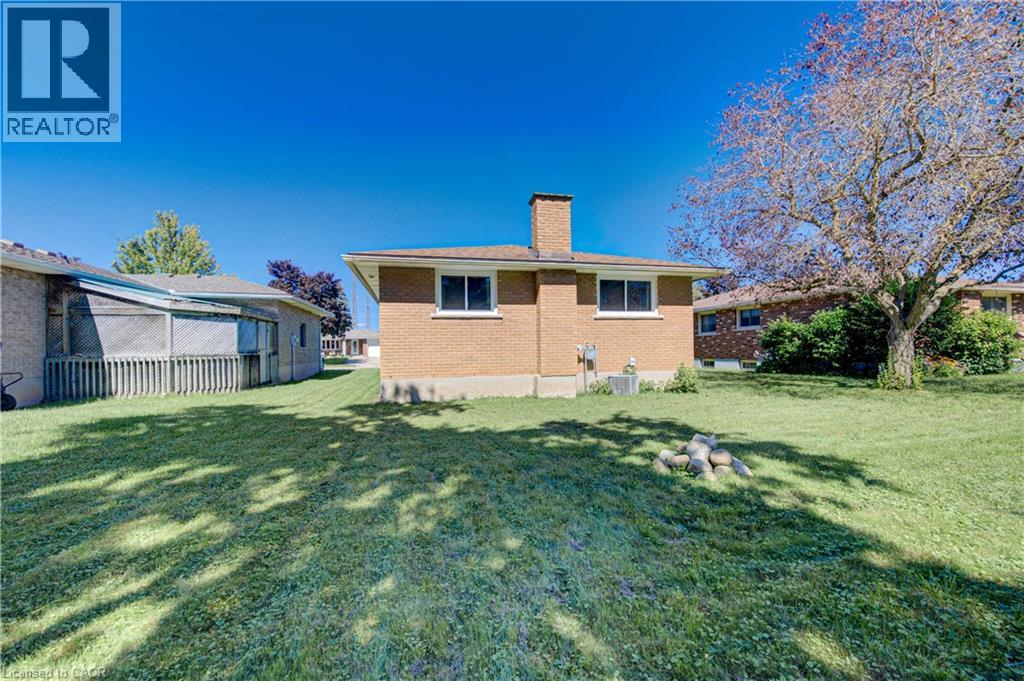 221 Devon Street Property Photo 32
