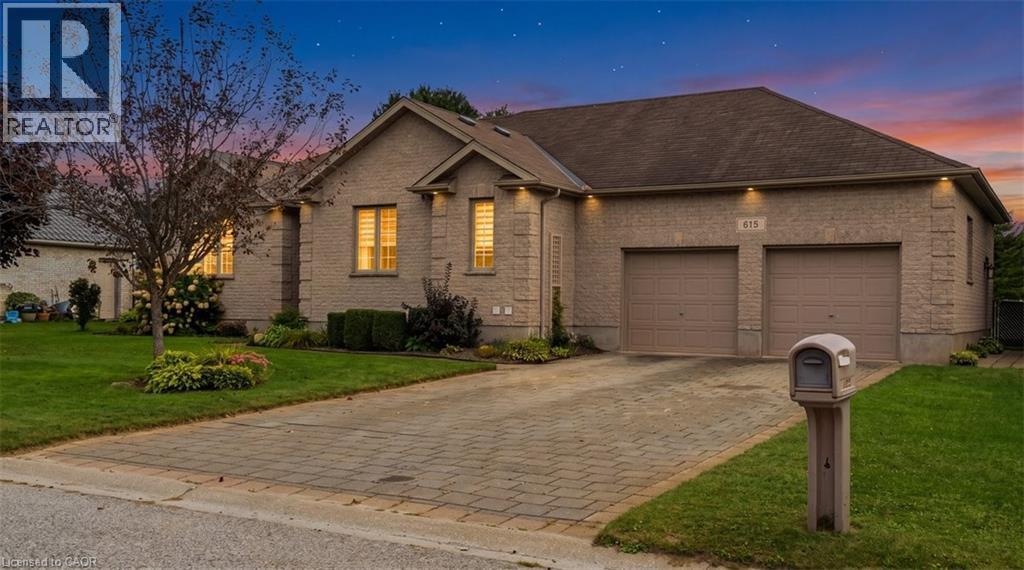 515 WOODWARD Drive