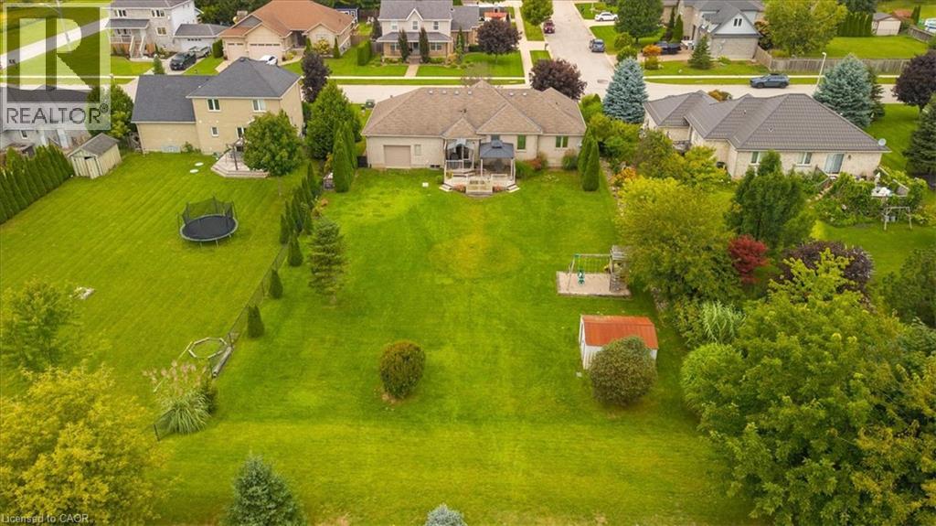 515 Woodward Drive Property Photo 3