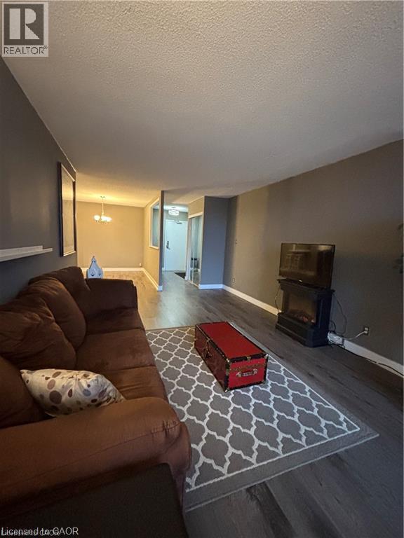 975 Warwick Court Unit# 1210 Property Photo 16