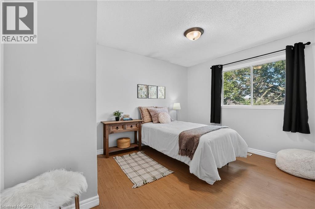 356 Station Street Property Photo 16