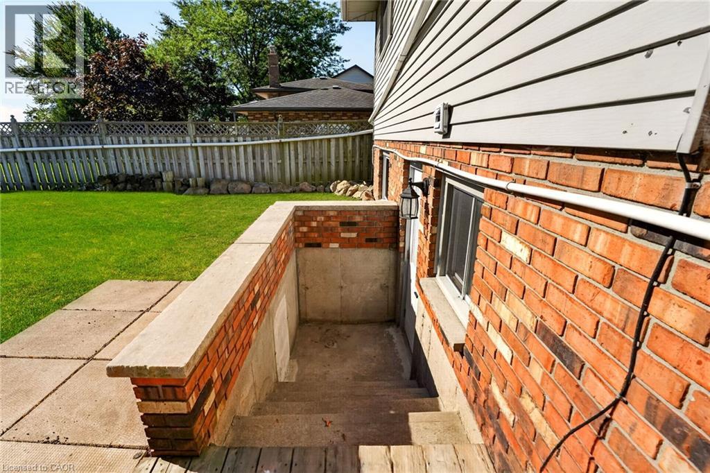 356 Station Street Property Photo 20