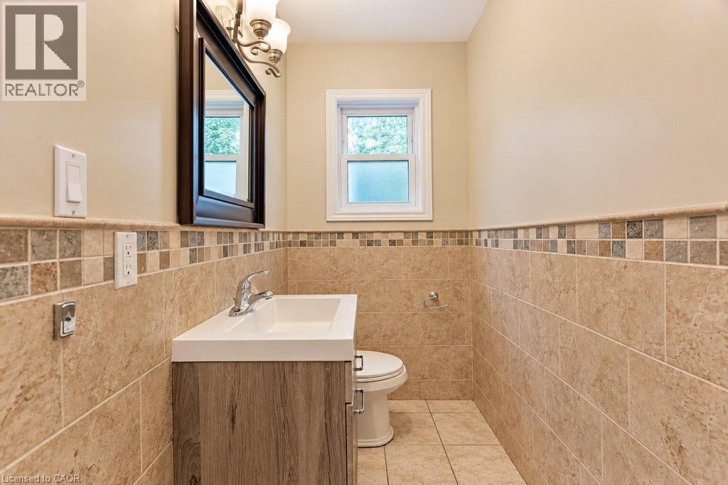 31 Fairleigh Crescent Property Photo 5