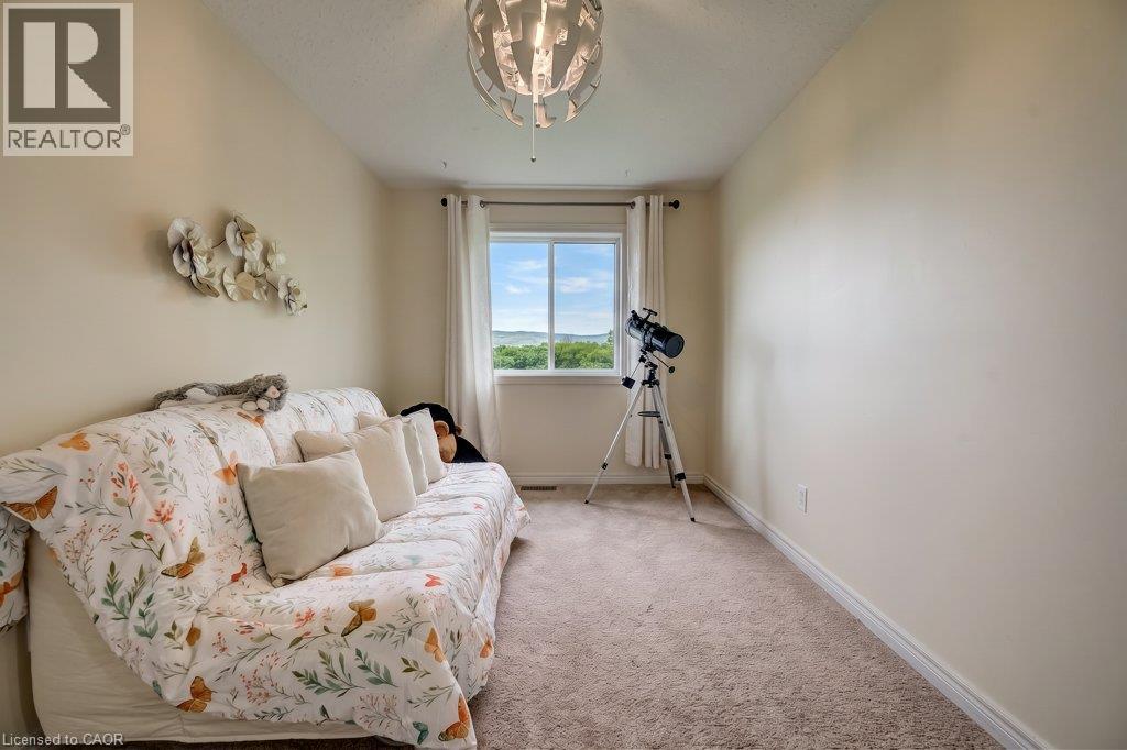 16 Irongate Drive Property Photo 24