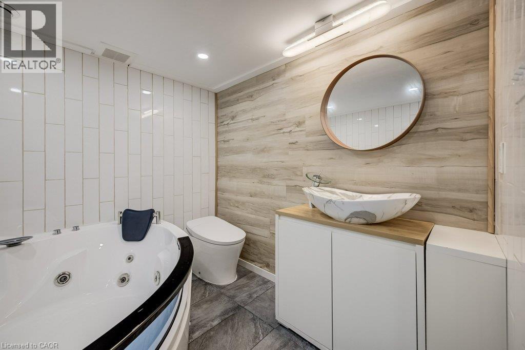 16 Irongate Drive Property Photo 38
