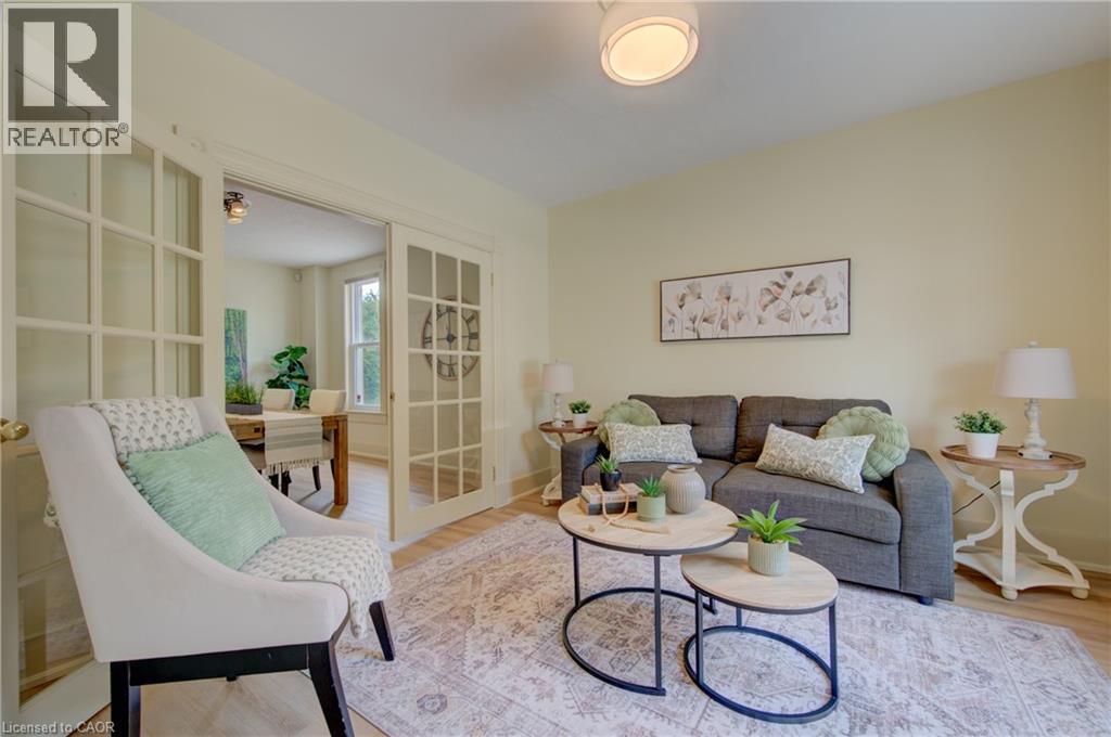 9 Salisbury Avenue Property Photo 6
