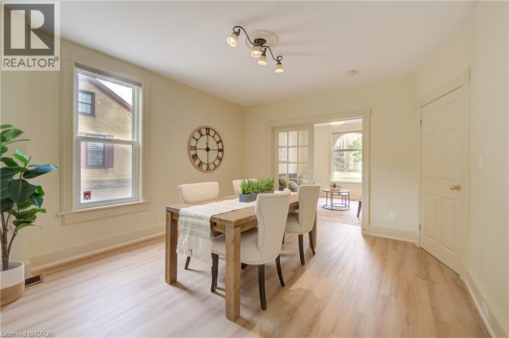 9 Salisbury Avenue Property Photo 10