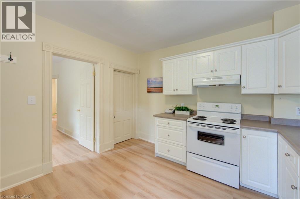 9 Salisbury Avenue Property Photo 15