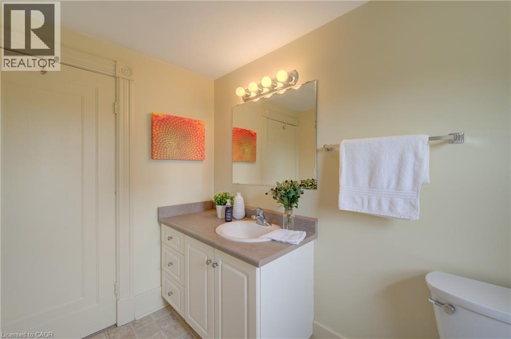 9 Salisbury Avenue Property Photo 20