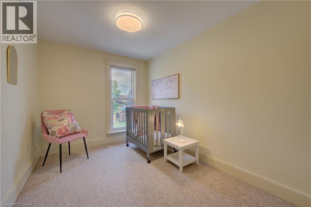 9 Salisbury Avenue Property Photo 24