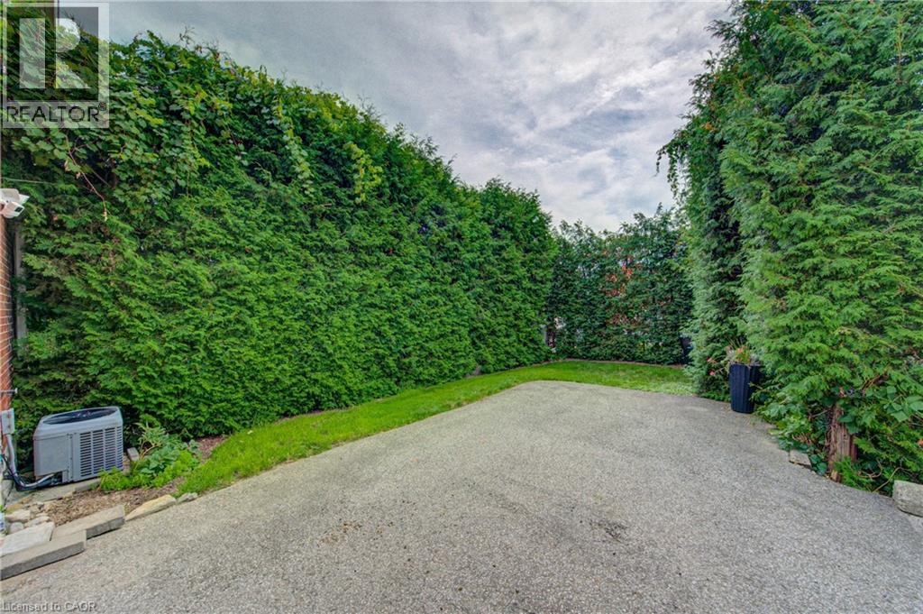 9 Salisbury Avenue Property Photo 29