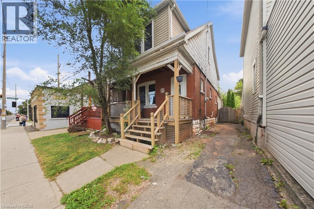 1082 Cannon Street E Property Photo 1