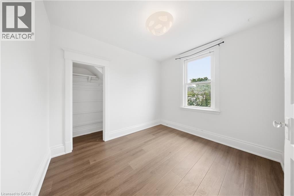 1082 Cannon Street E Property Photo 13