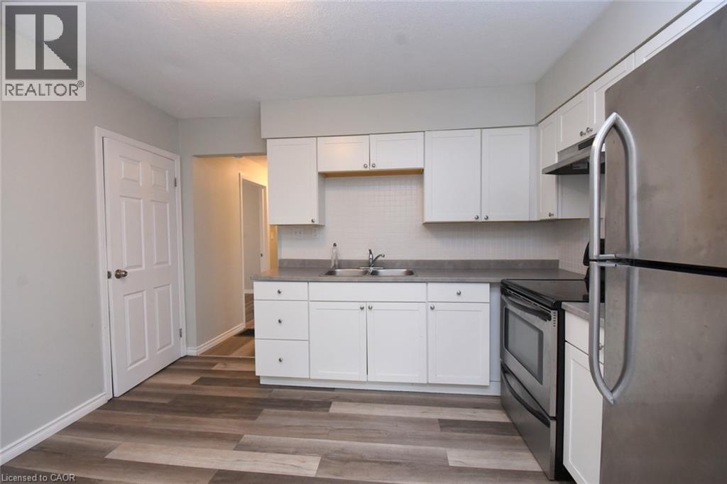 58 Wellington Street Property Photo 12