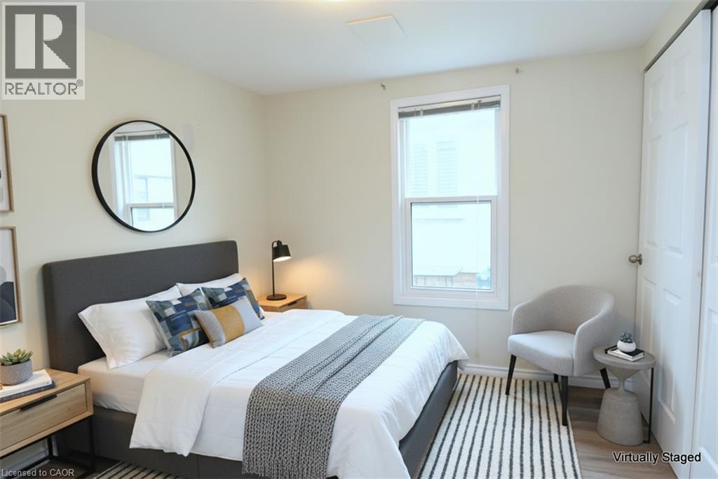 58 Wellington Street Property Photo 17