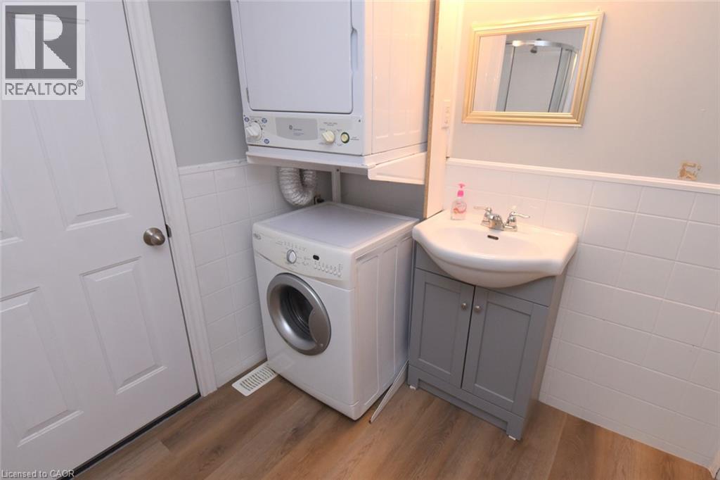 58 Wellington Street Property Photo 21