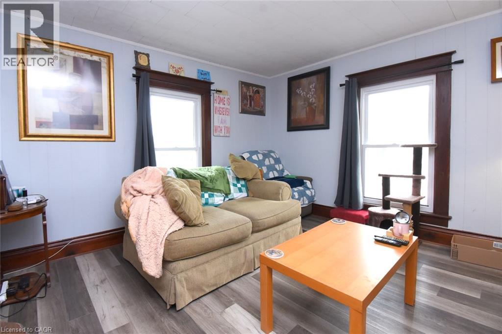 58 Wellington Street Property Photo 23