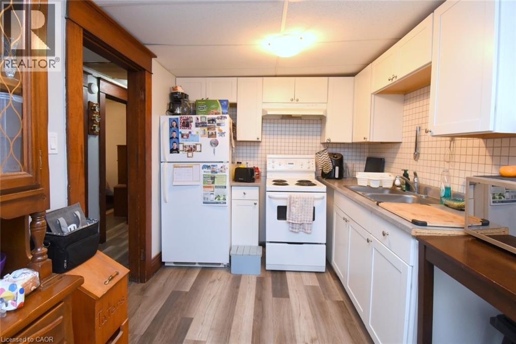 58 Wellington Street Property Photo 25