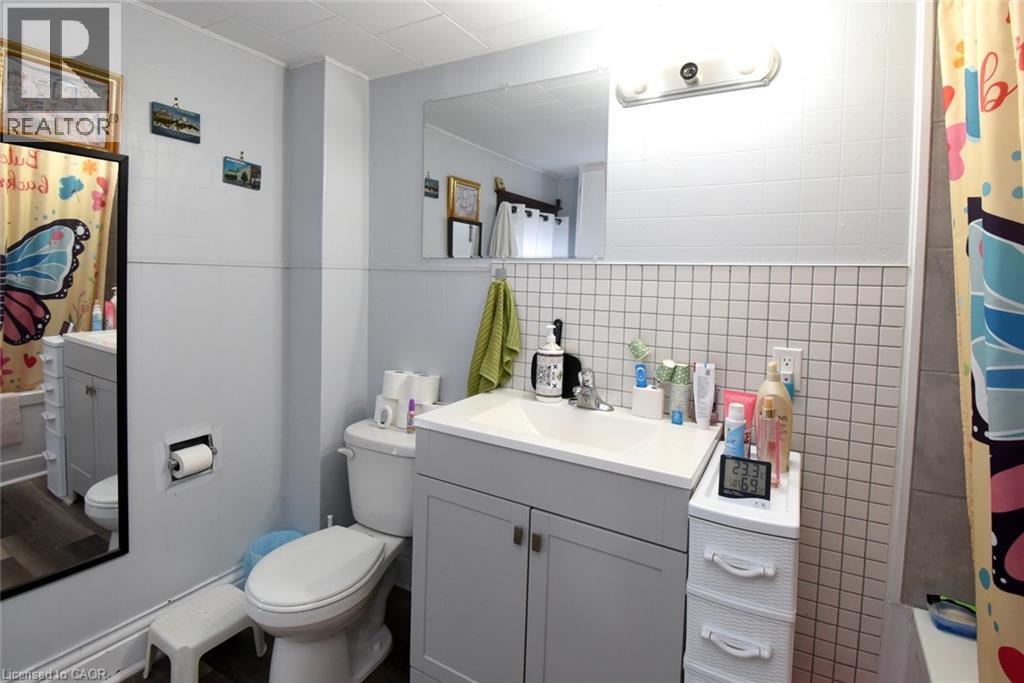 58 Wellington Street Property Photo 29