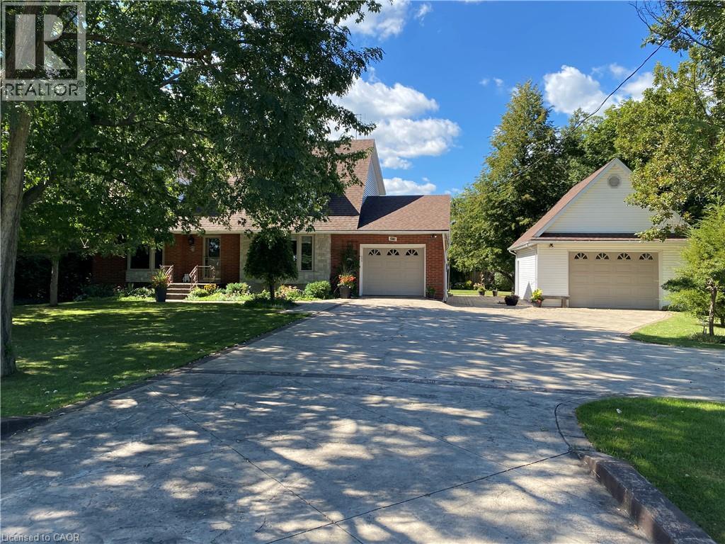 3076 Grassie Road Property Photo 1