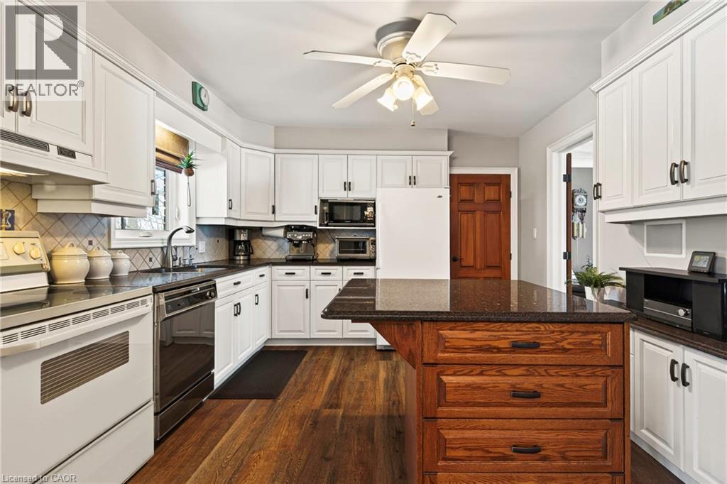 3076 Grassie Road Property Photo 12