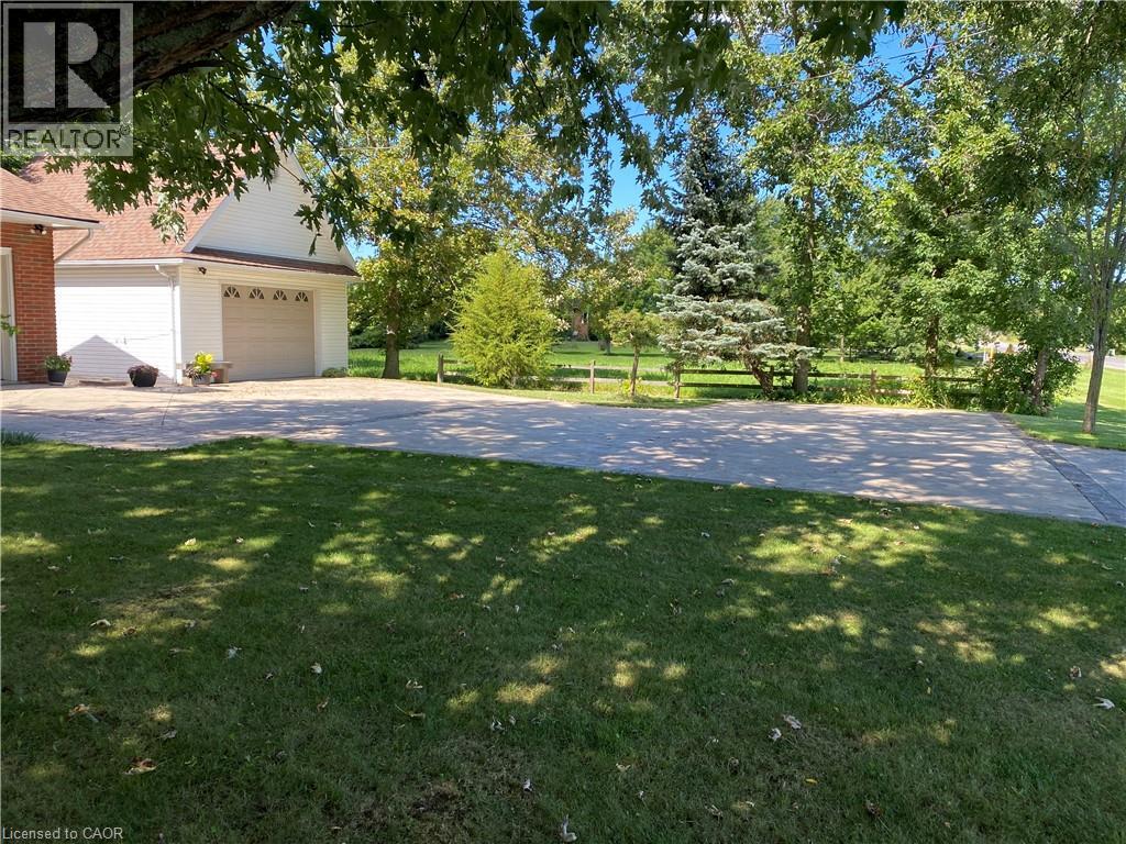 3076 Grassie Road Property Photo 40