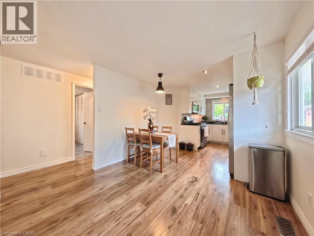 380 Grangewood Drive Property Photo 11