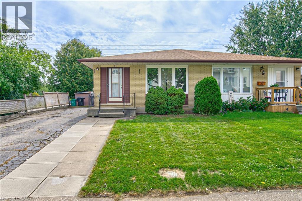 21 Vicmount Drive Property Photo 1