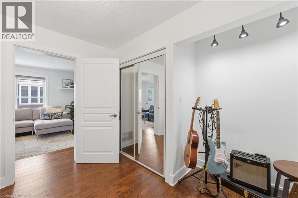69 Nash Road S Property Photo 14