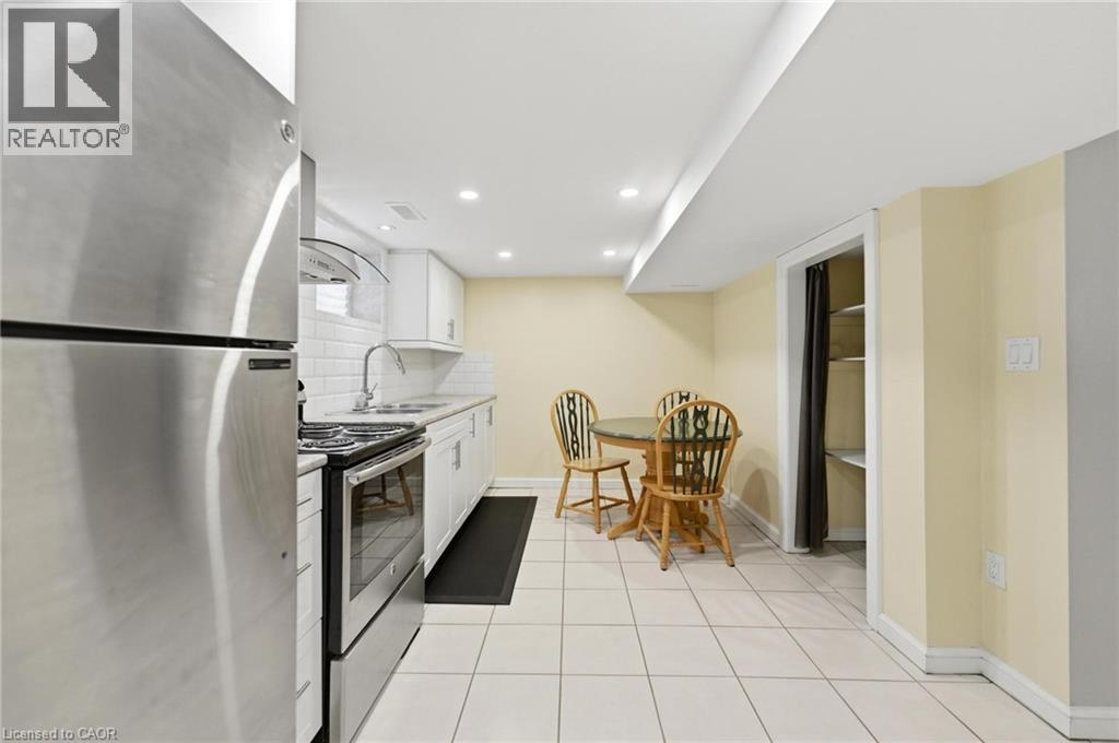 69 Nash Road S Property Photo 25