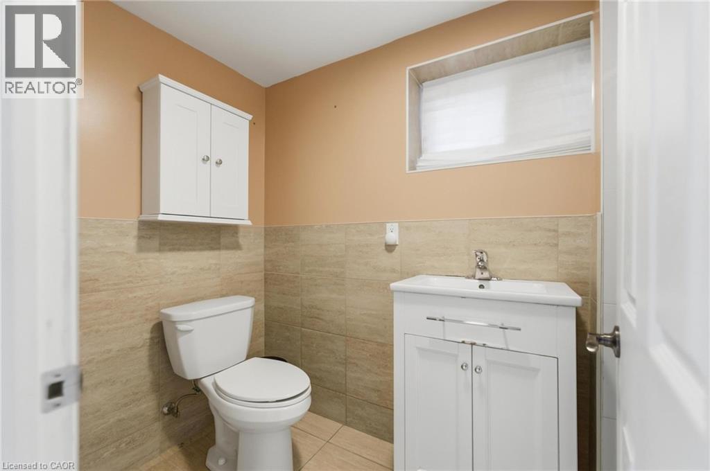 69 Nash Road S Property Photo 27