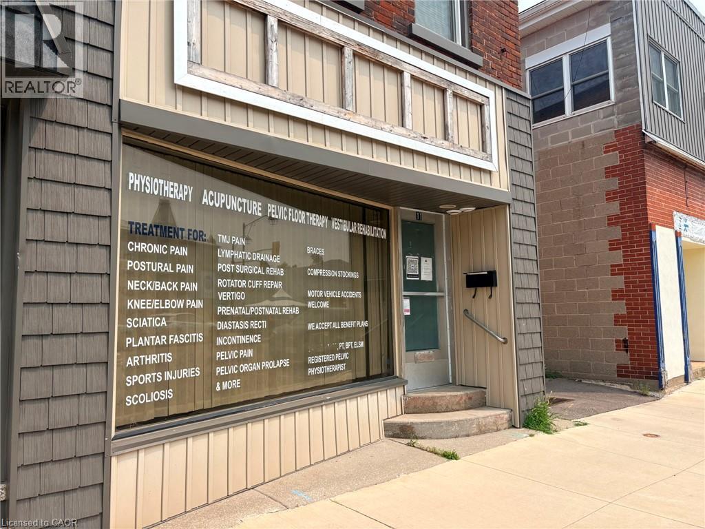 11 Colborne Street N Property Photo 2