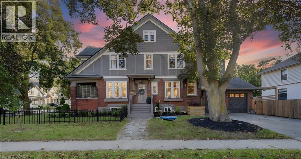 64 William Street W Property Photo 1
