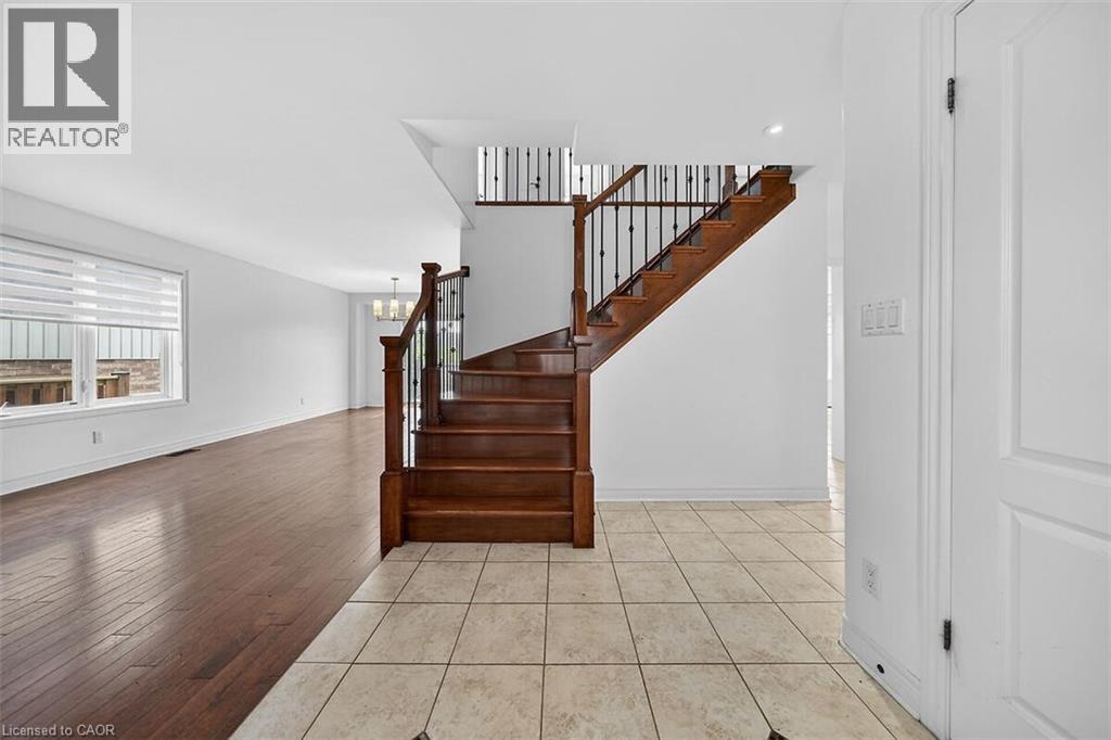 9128 Hendershot Boulevard Property Photo 5