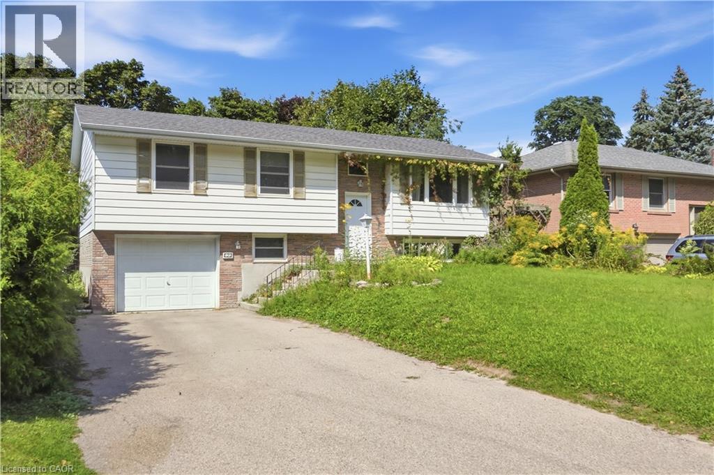 122 Greenbrier Drive Property Photo 2