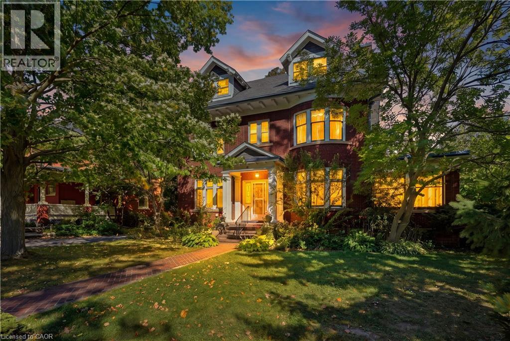 32 Wentworth Avenue Property Photo 1